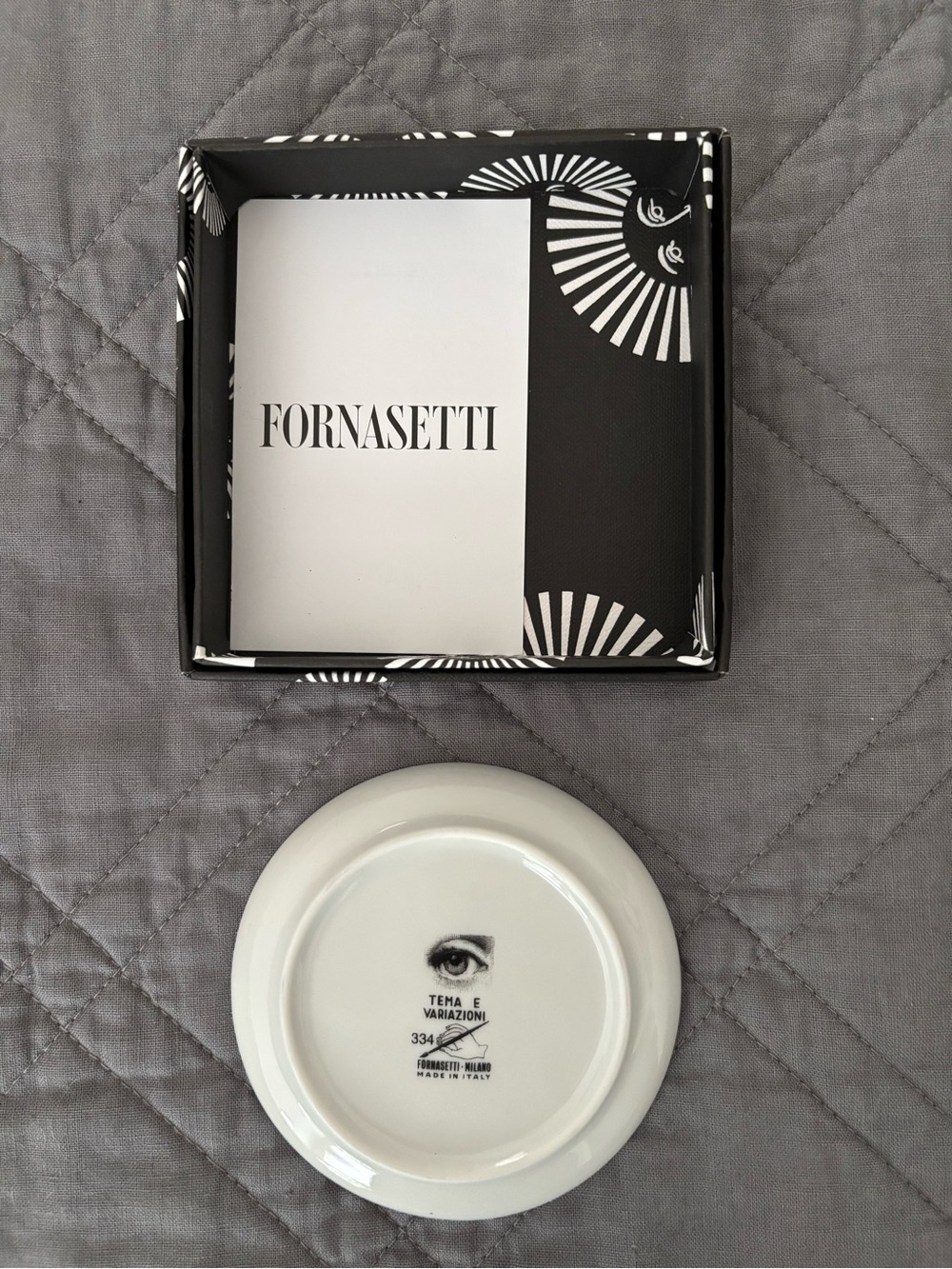 Fornasetti Black and White Trinket Dishes with Branded Box 4 pcs - Picture 8 of 10